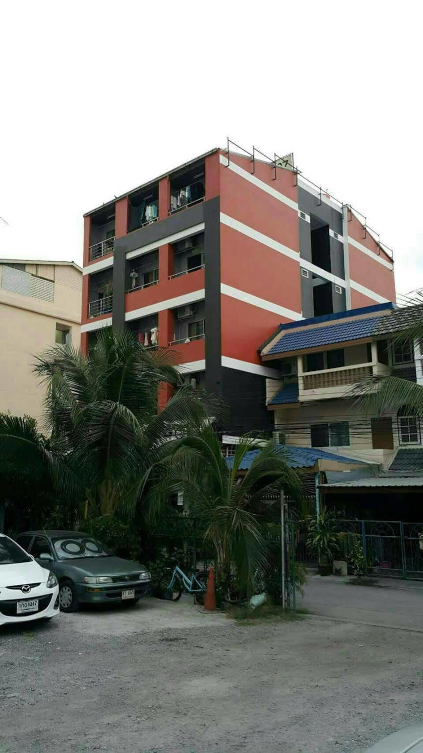 Popcorn House Ratchada Hotel Bangkok Exterior photo