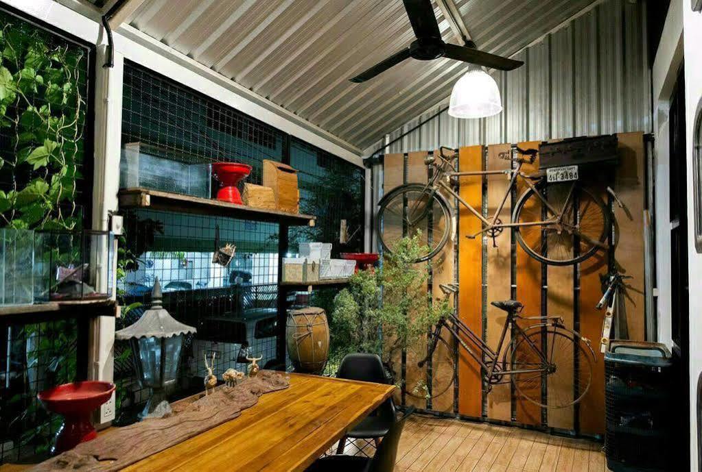 Popcorn House Ratchada Hotel Bangkok Exterior photo